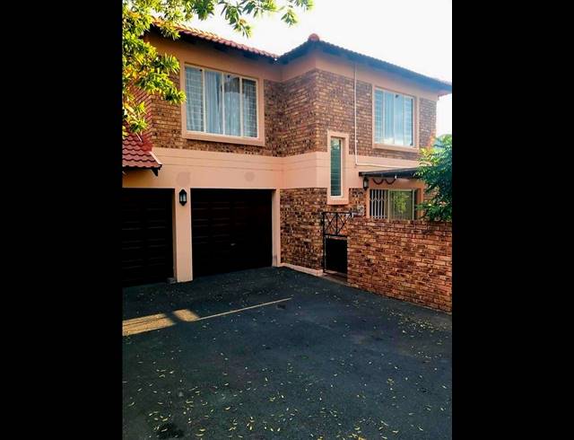3 BEDROOM PROPERTY TO RENT IN KYALAMI HILLS